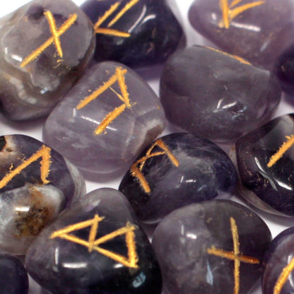 Jeu de Runes en Pierres Naturelles — Améthyste Spirituelle