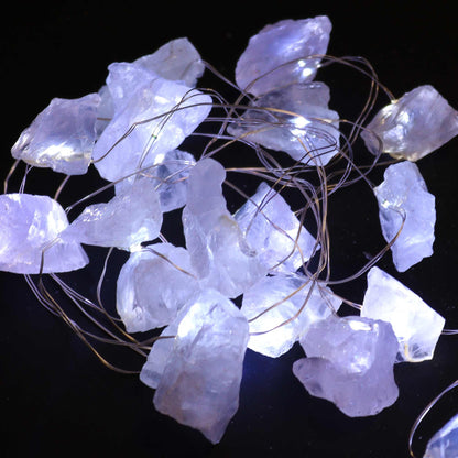 Guirlande Lumineuse de Cristaux Bruts — Cristal de Roche Pur